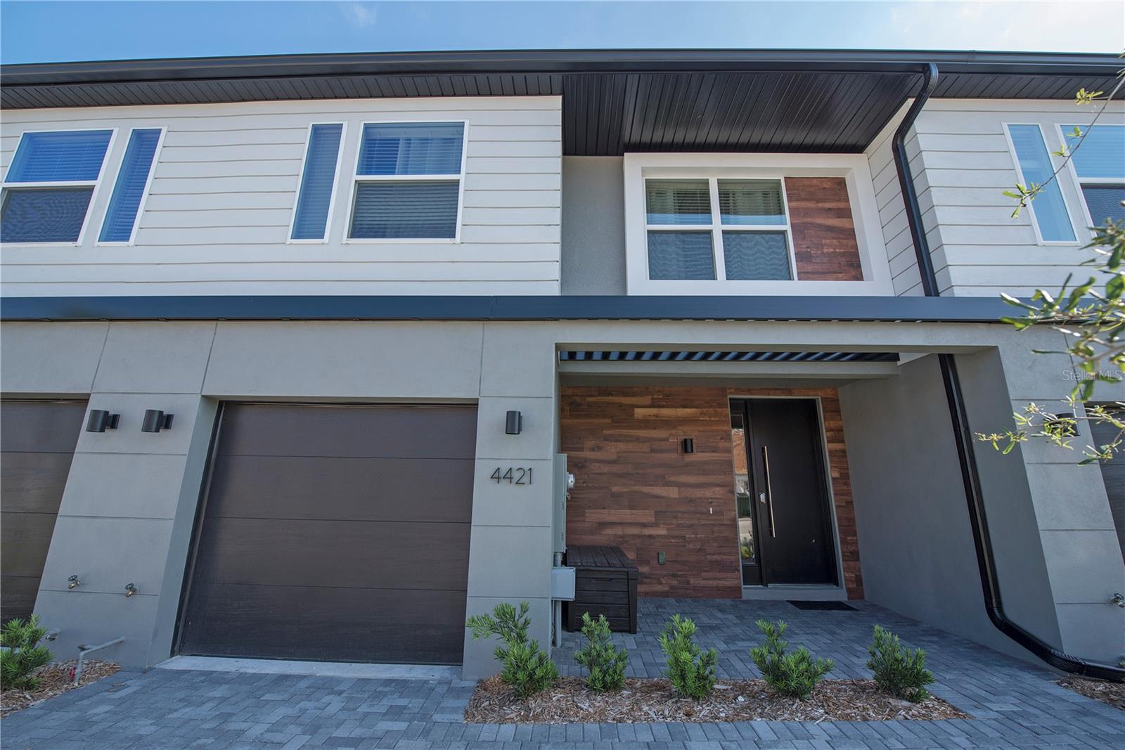 4421 LE REVE CT