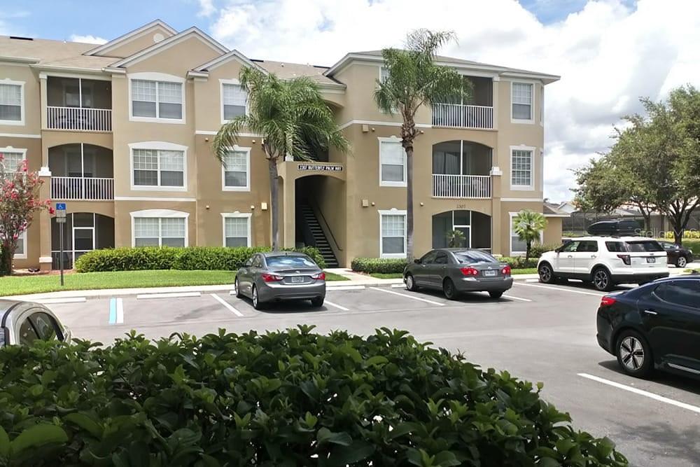 8100 PRINCESS PALM LN #203