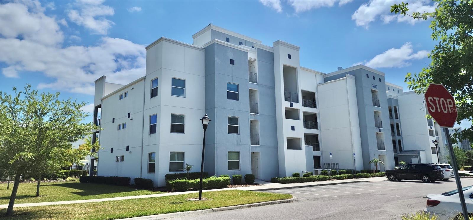 3120 PARADOX CIR #101
