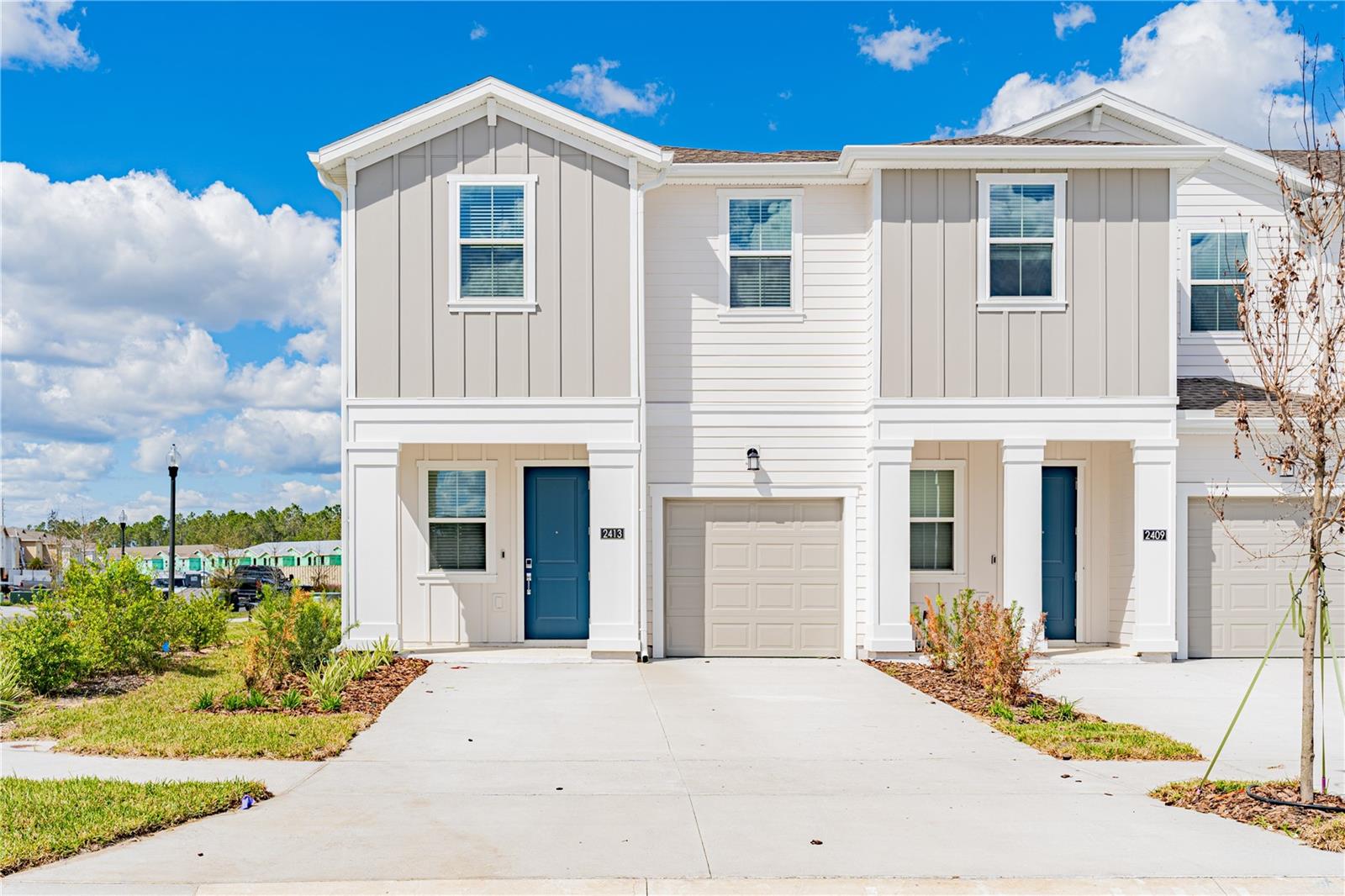 2413 BROOK MARSH LOOP