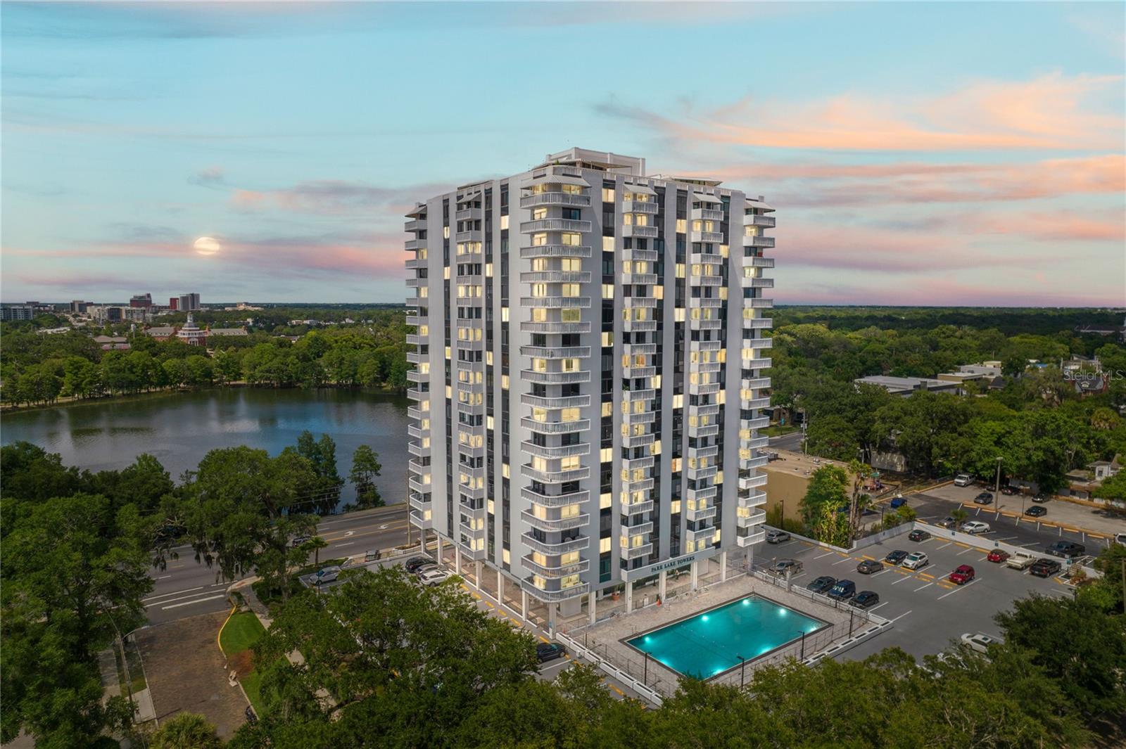 400 E COLONIAL DR #402