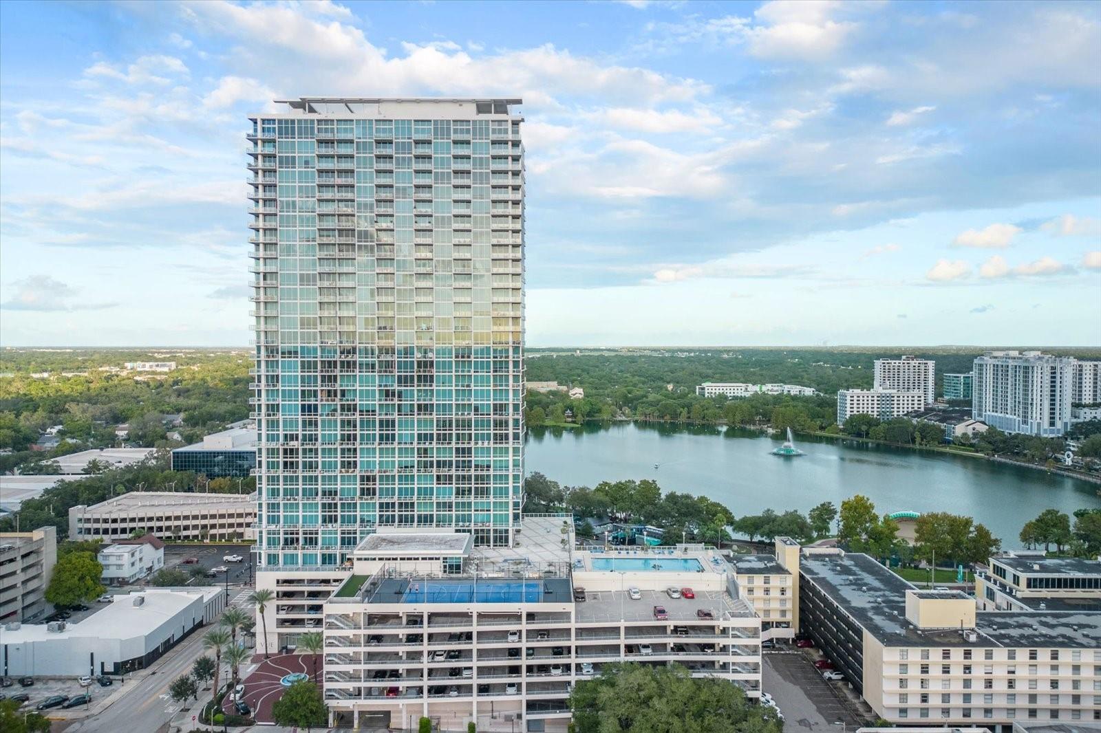 150 E ROBINSON ST #16B-2 (#1605)