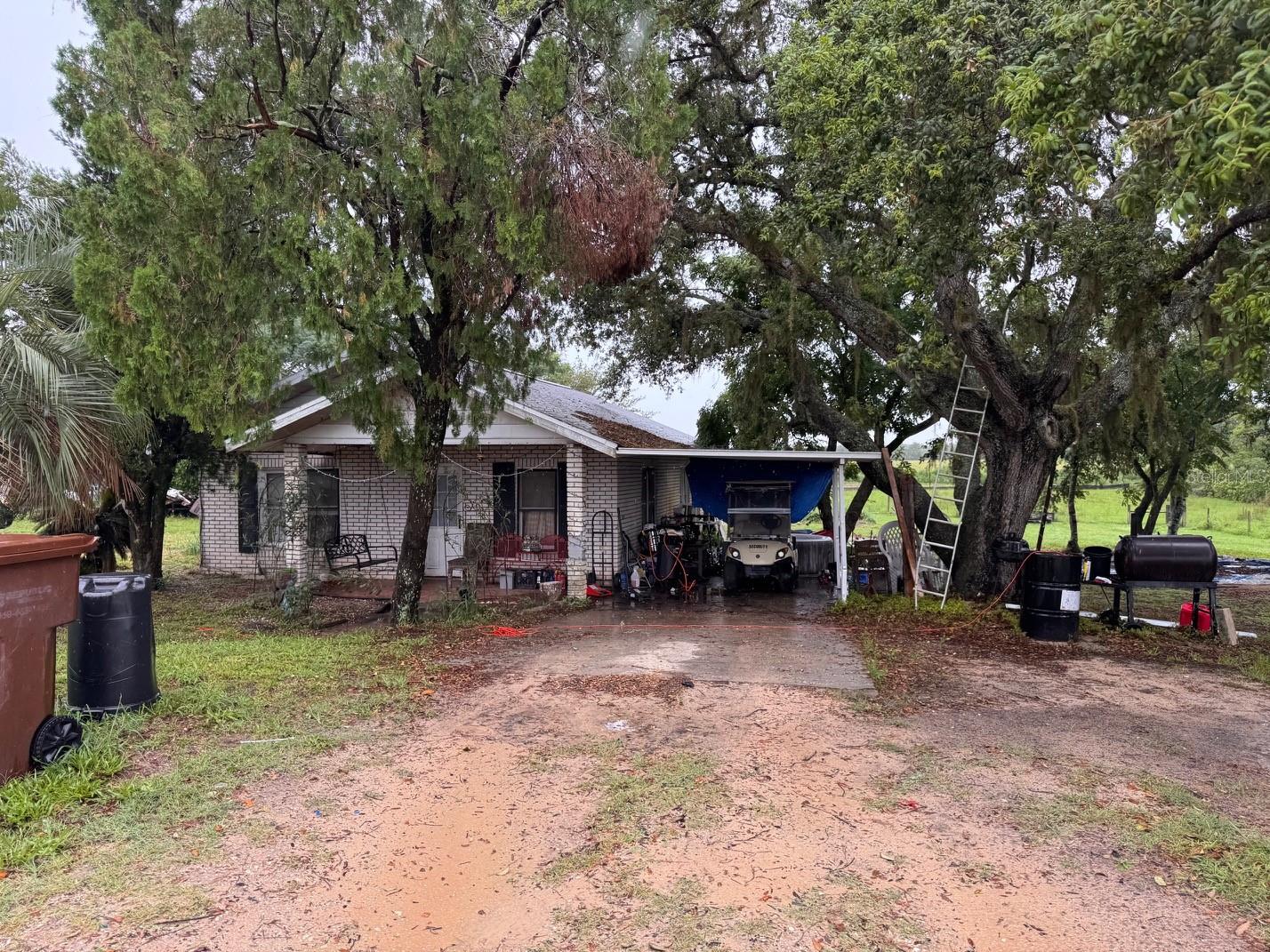 4011 E ROBINSON DR