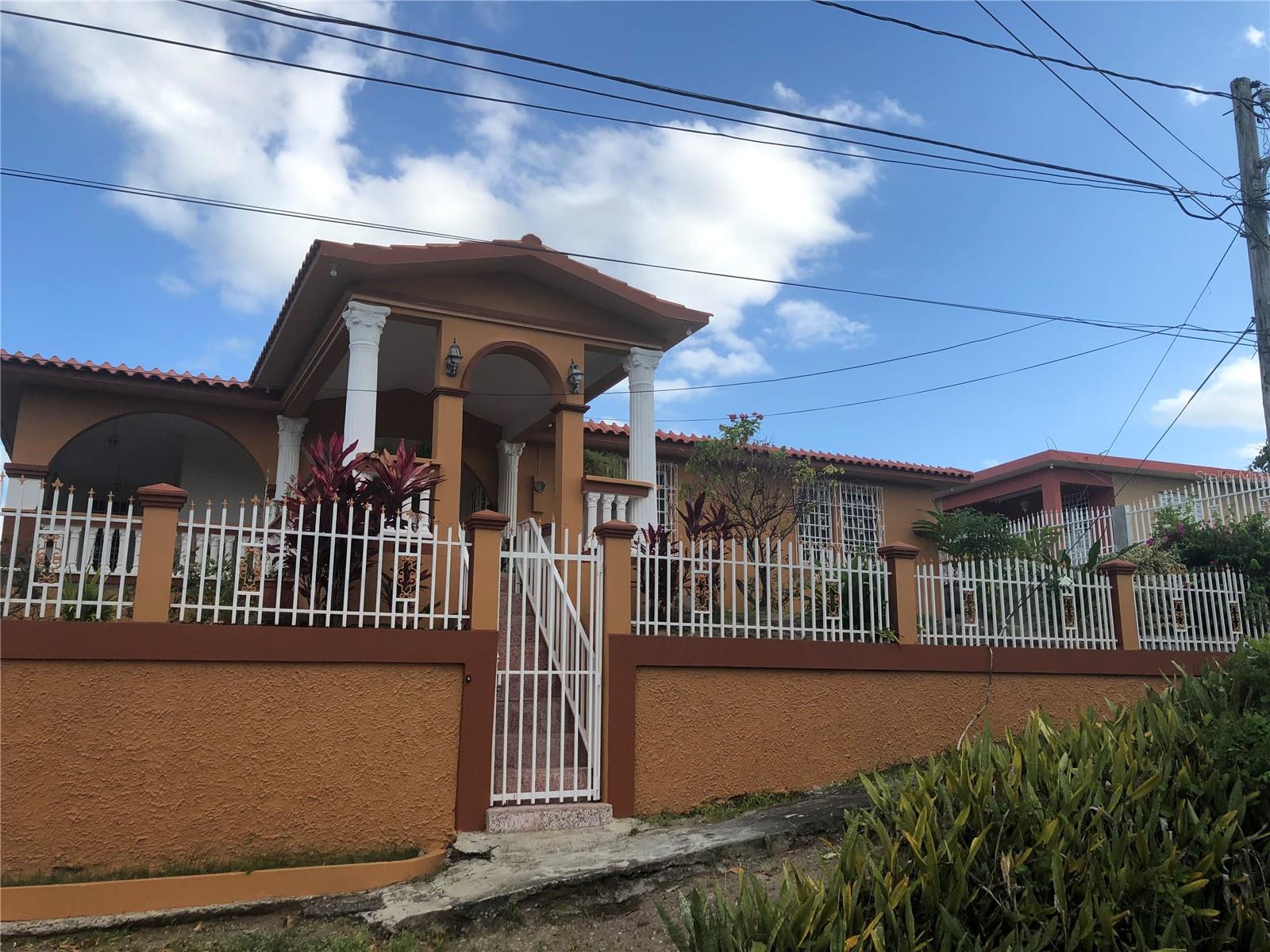 PR 371 URB VILLA REAL
