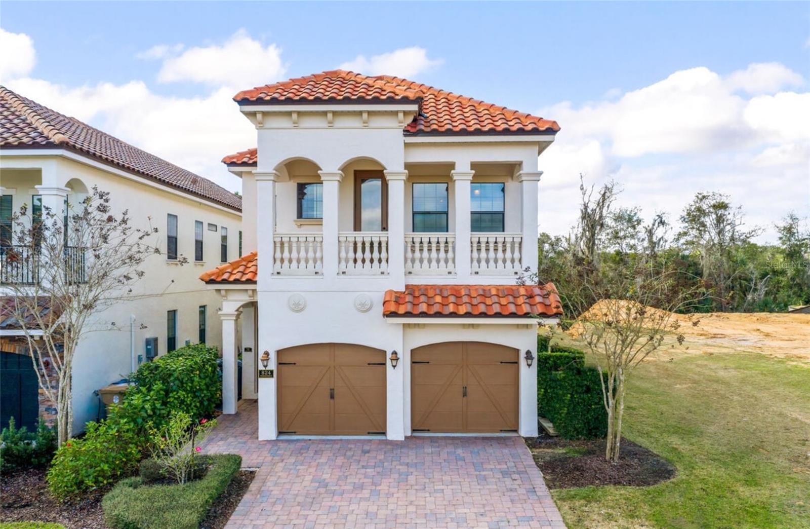 824 DESERT MOUNTAIN CT