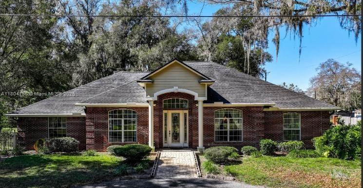 800 PERMENTO AVE