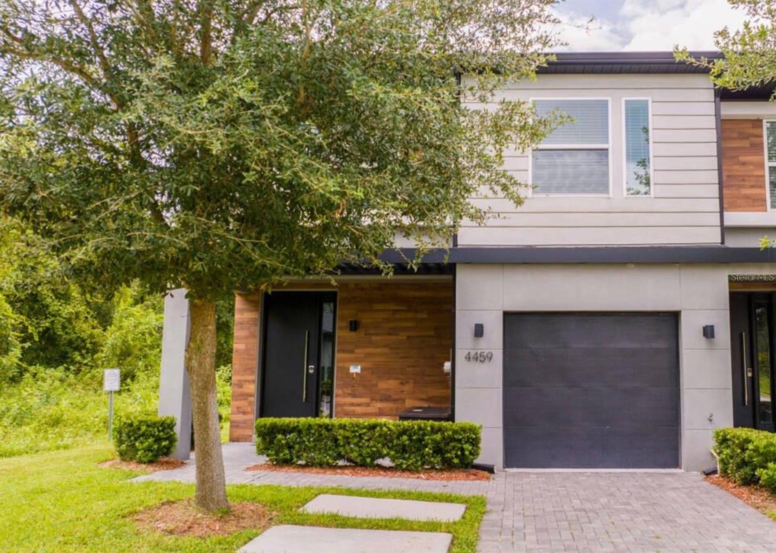 4459 LE REVE CT