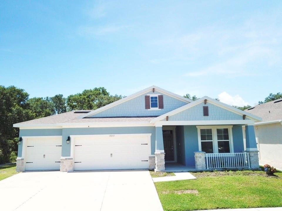 1602 BARBERRY DR