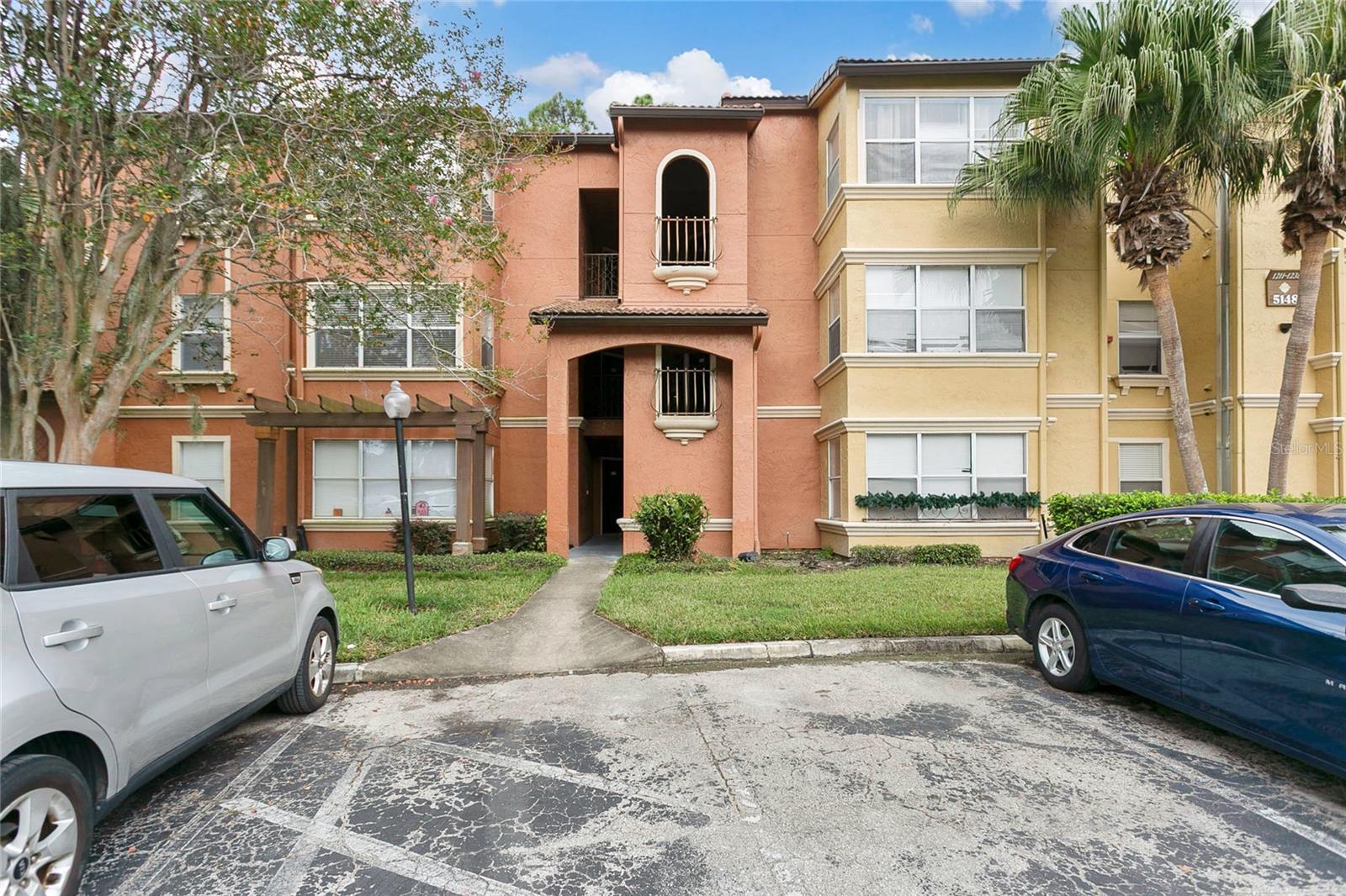 5148 CONROY RD #12