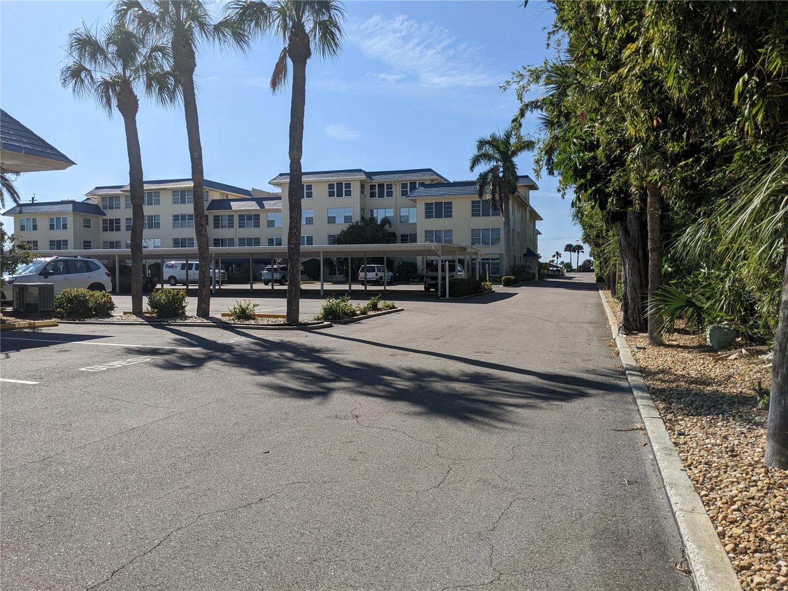 3806 GULF OF MEXICO DR #C208