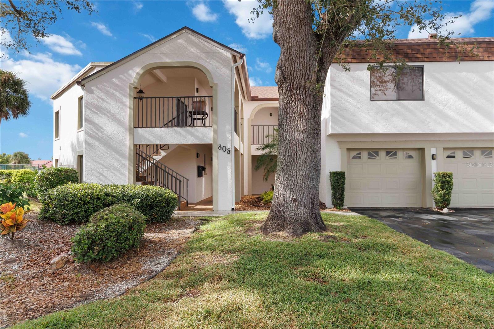 808 CAPRI ISLES BLVD #111