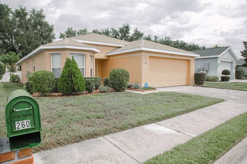 260 LAKE SUZANNE DR