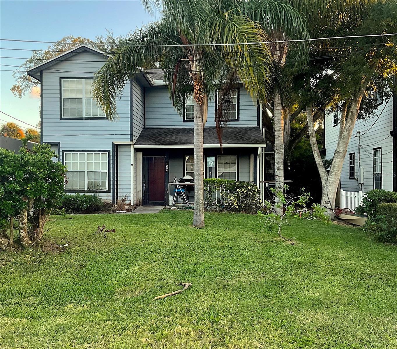 1008 HUNTER AVE