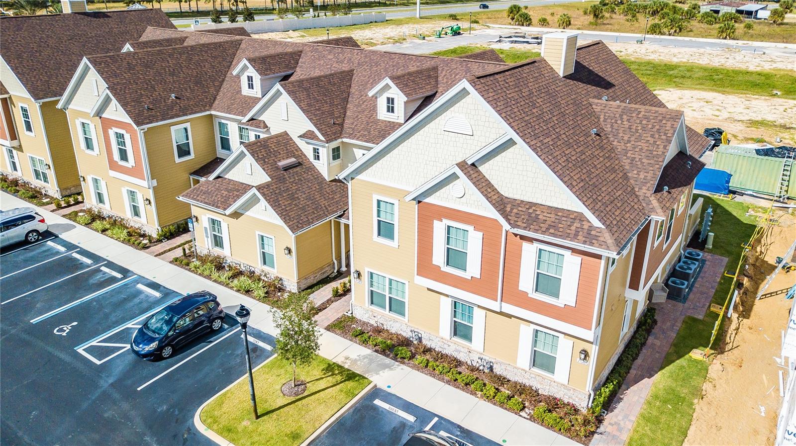 7585 SUNNY DREAMS LN
