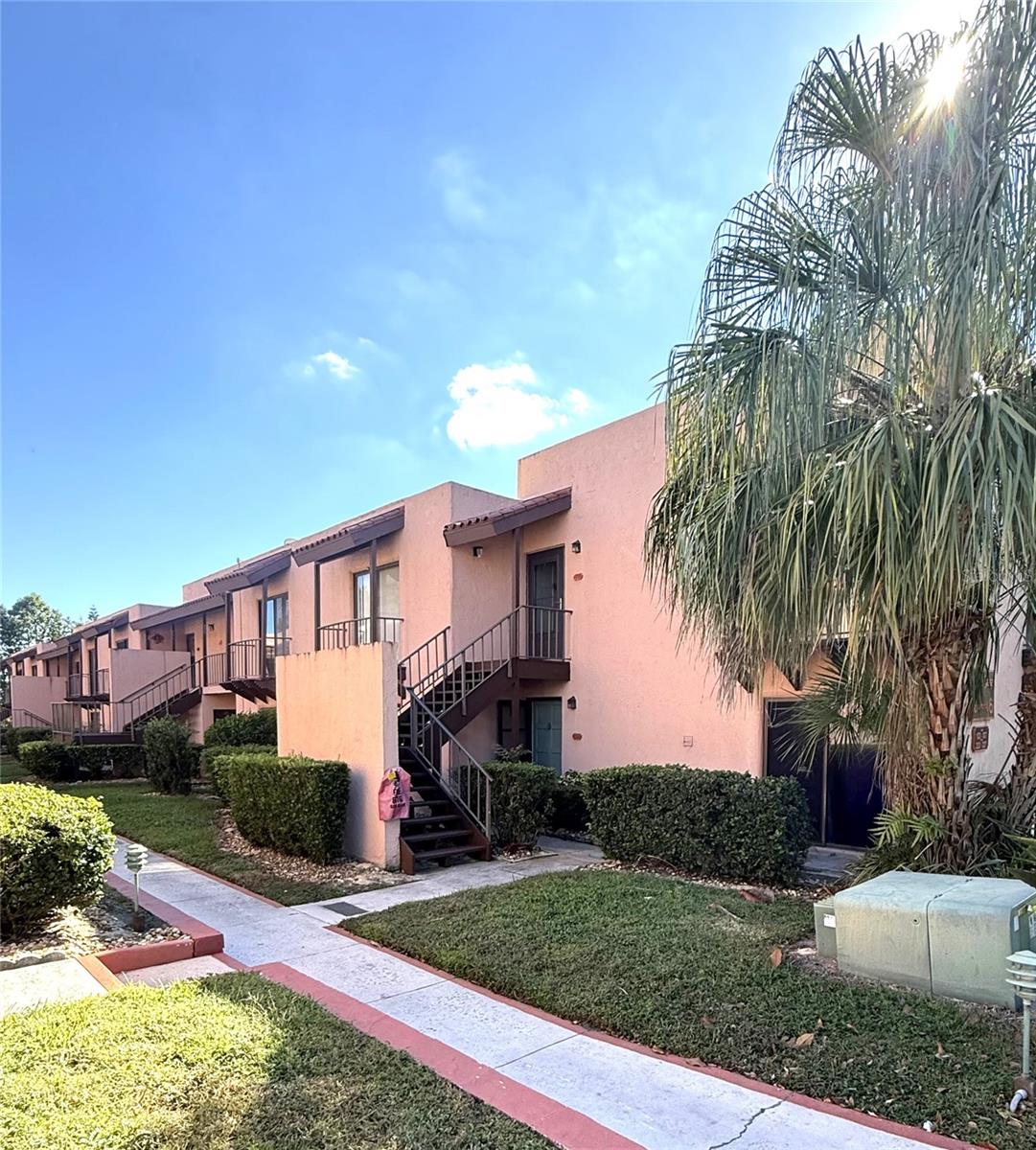 227 LA CASA #227
