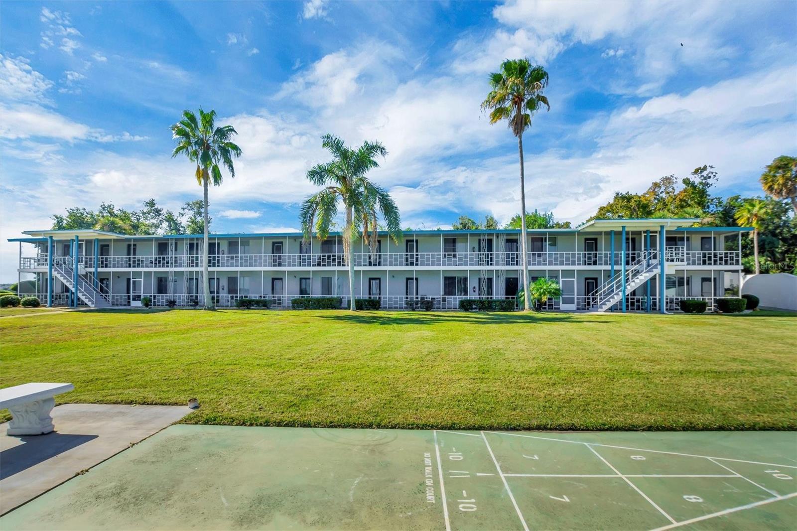 1600 W LAKE PARKER DR #D5