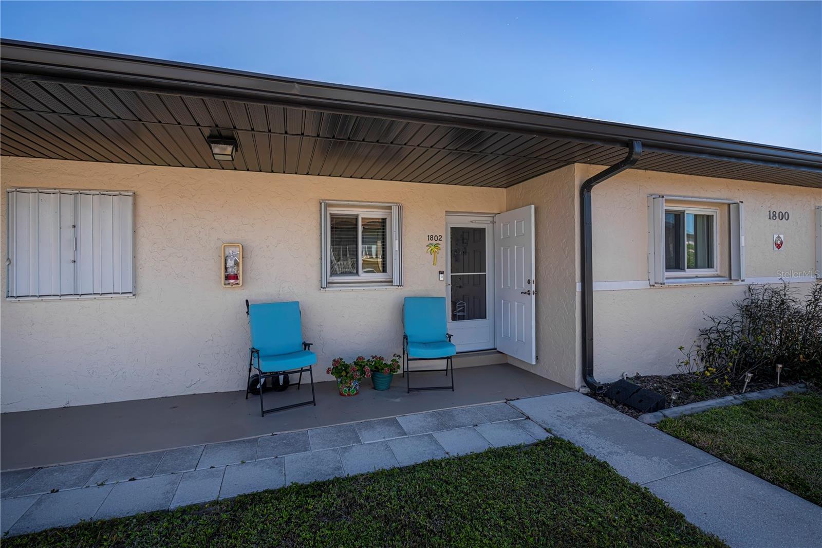 25275 RAMPART BLVD #1802