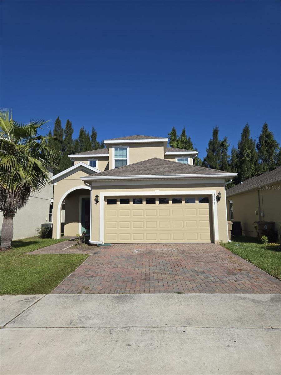 3177 MONTSERRAT PL