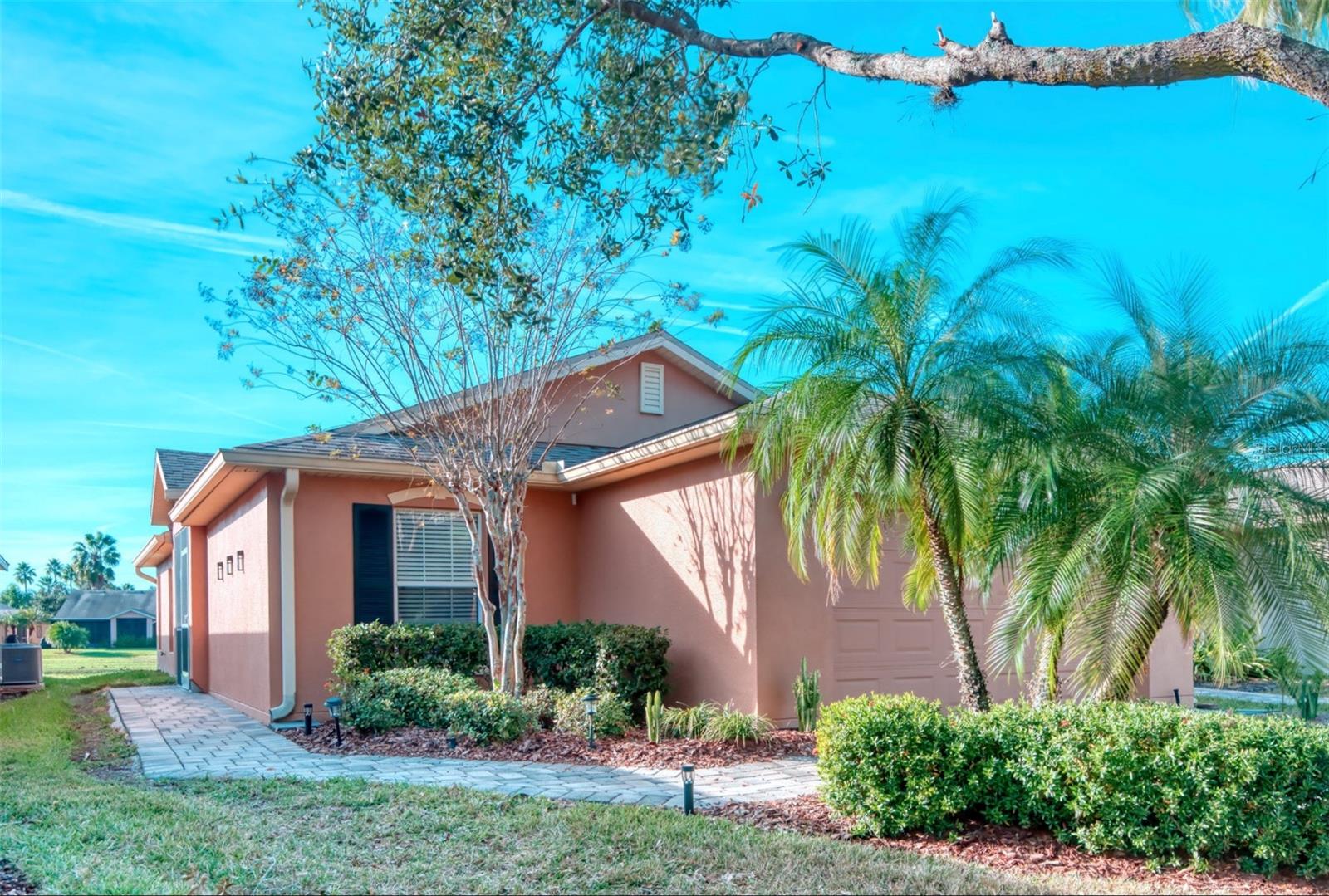 601 GRAND CANAL DR