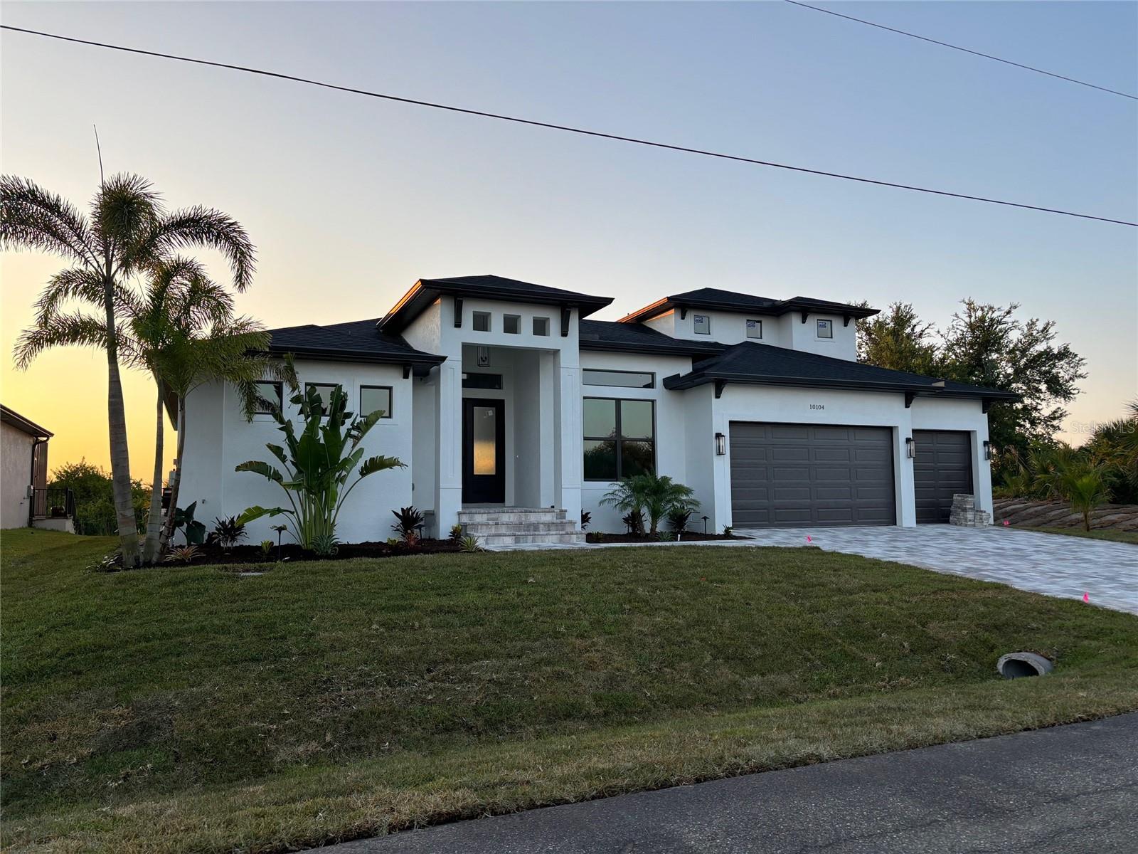15514 ARON CIR