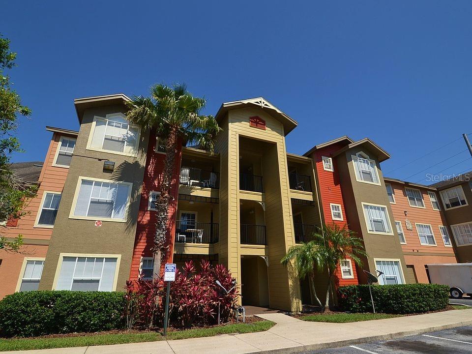 2216 GRAND CAYMAN CT #1425