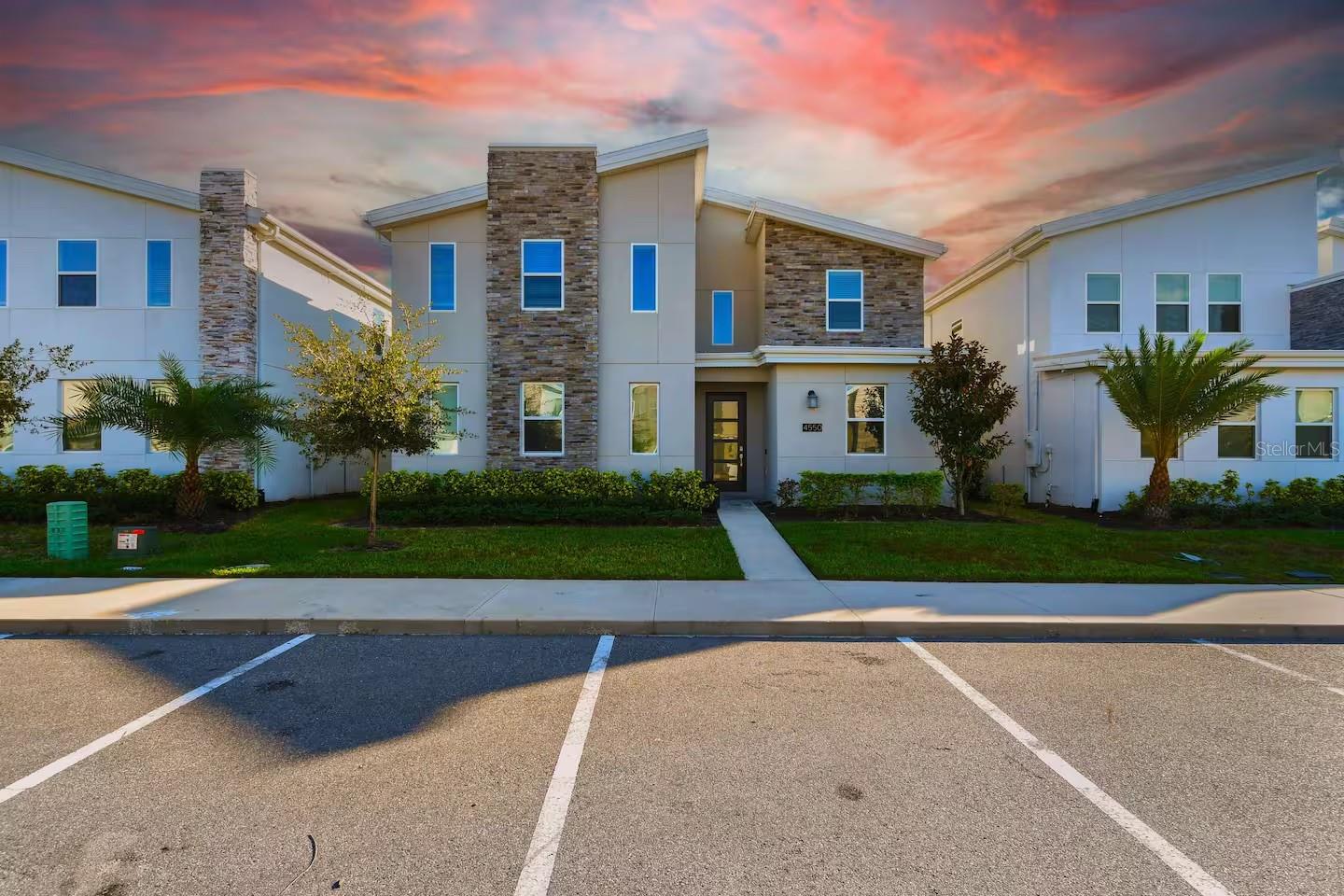 4550 NARRATIVE LN